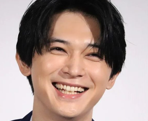 吉沢亮さんの画像