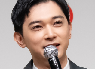 吉沢亮さんの画像